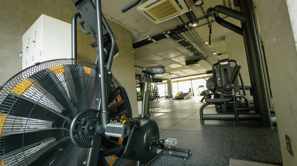 Lucky Gem Penthouse & Luxury Suites at Signature Resort, Balcony Strip ... - Luxury Modern Penthouse Gym And Fitness Amenities